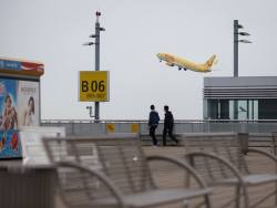 Europe's low-cost airlines face stronger headwinds